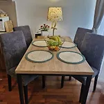 アパート Apartament11 Brzozowa 5minut Krupowki, Garaz ザコパネ