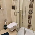 アパート Apartament11 Brzozowa 5minut Krupowki, Garaz ザコパネ